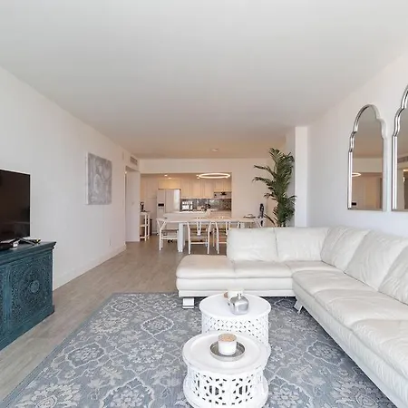 Stunning & Spacious Resort-Style Condo Across From Beach! Miami Beach Exterior photo